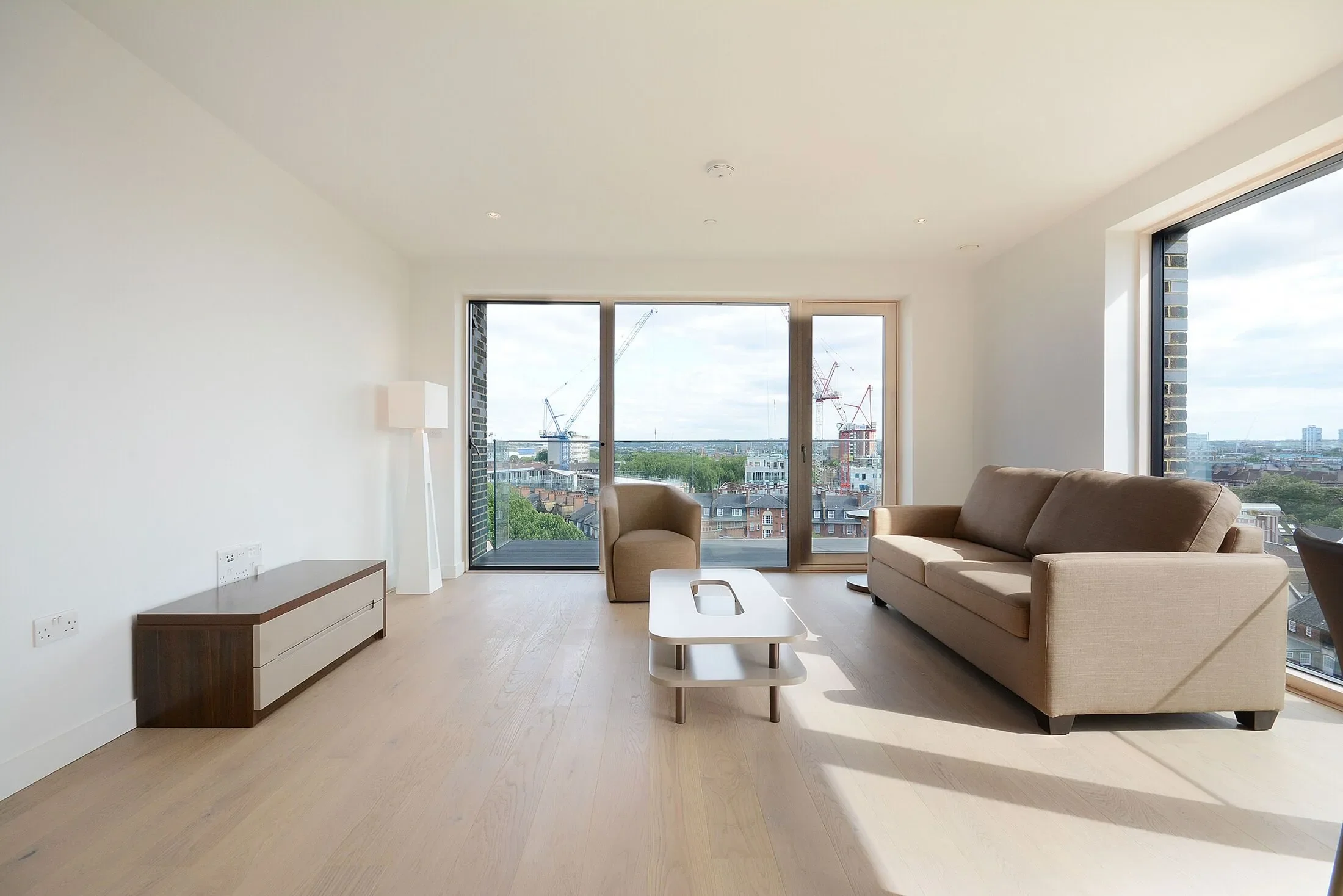 Flat Rodney Road in Greater London