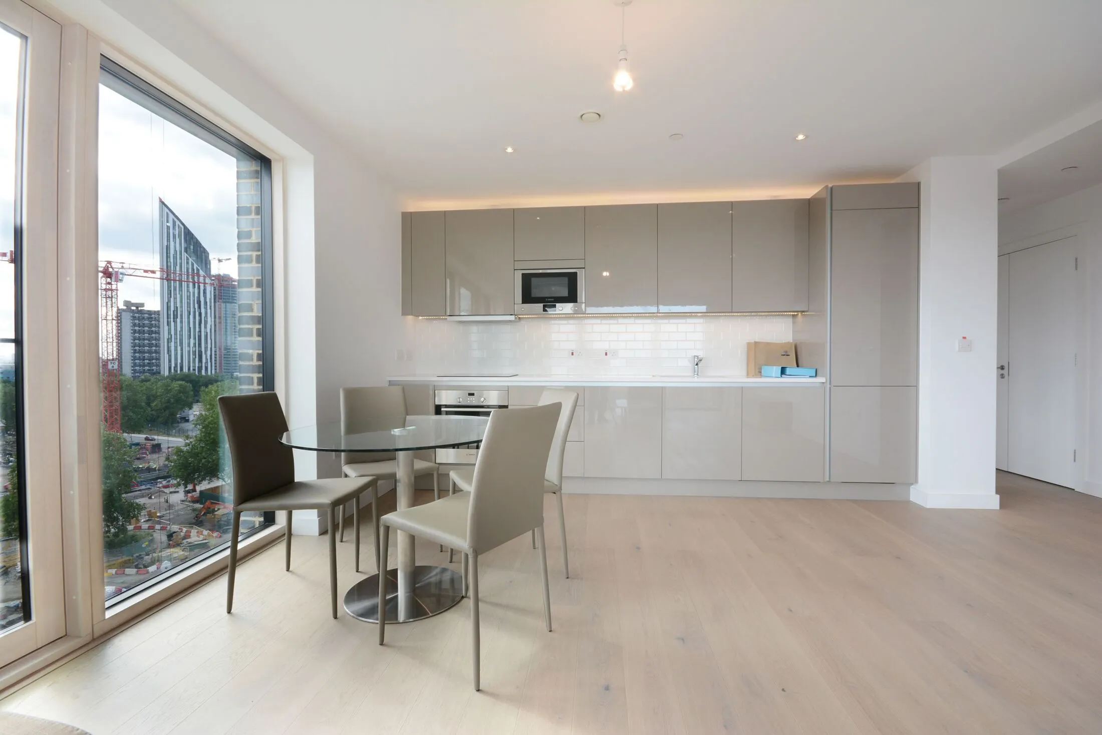 Flat Rodney Road in Greater London