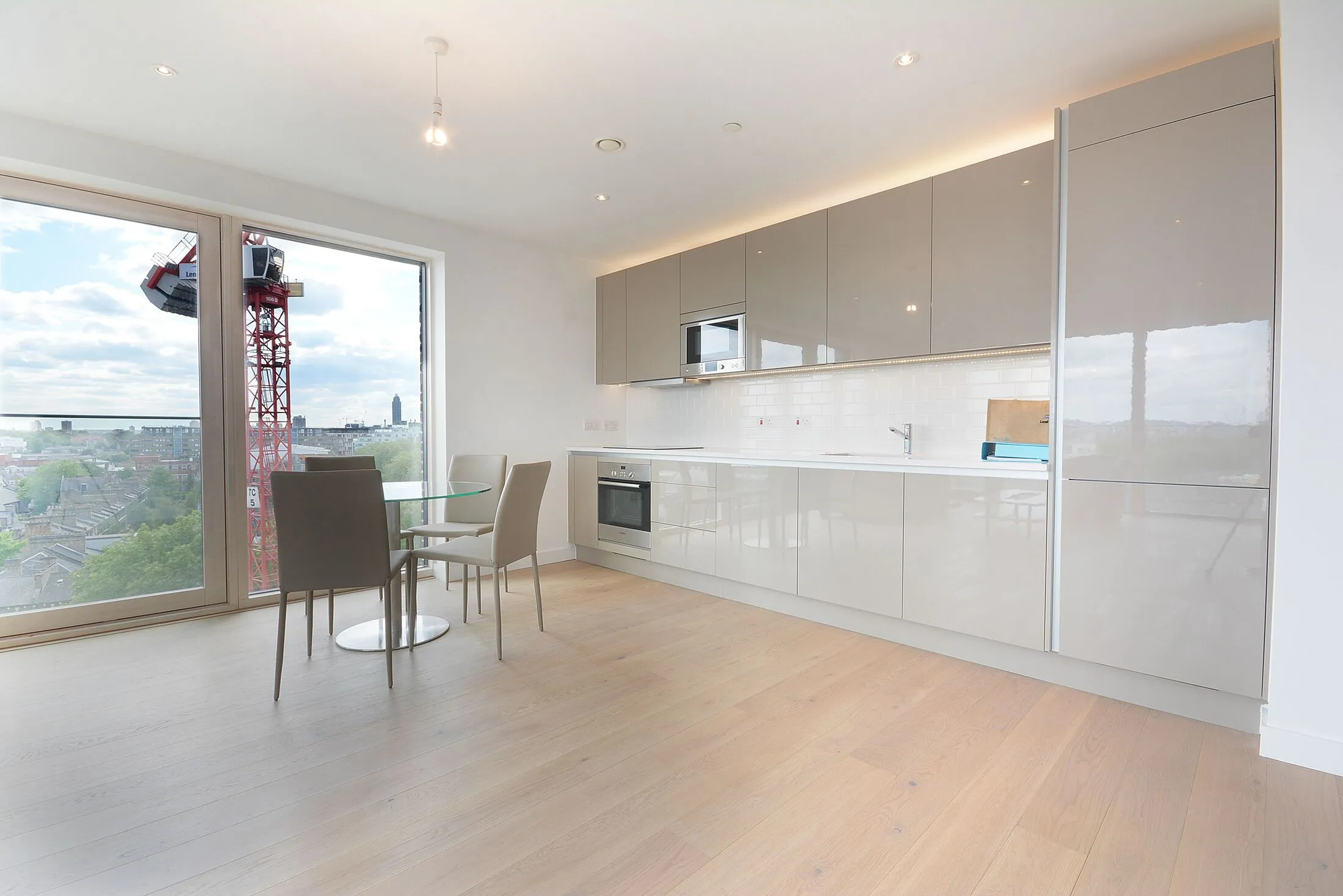 Flat Rodney Road in Greater London