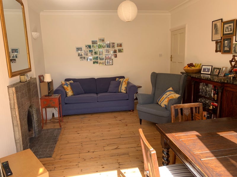 House Gibbon Road in Greater London