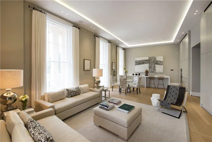Flat Park Crescent in City of Westminster