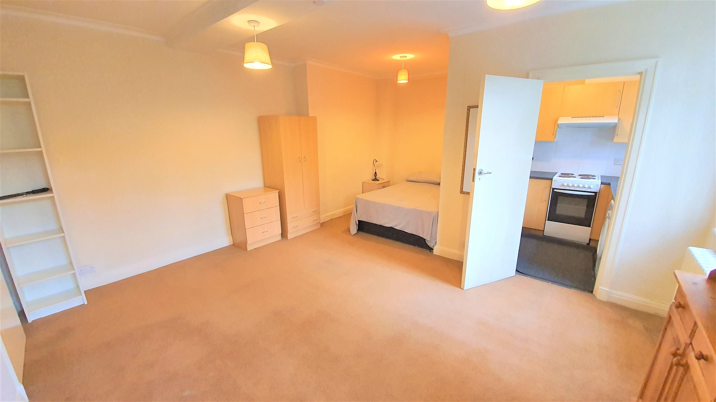 Flat Wilmslow Road in Manchester