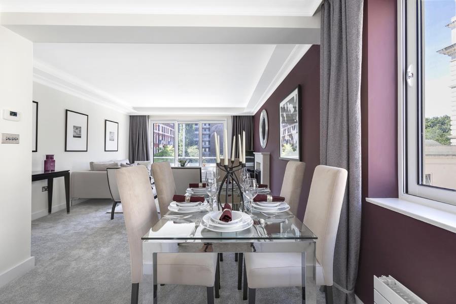 Flat Montrose Court in City of Westminster
