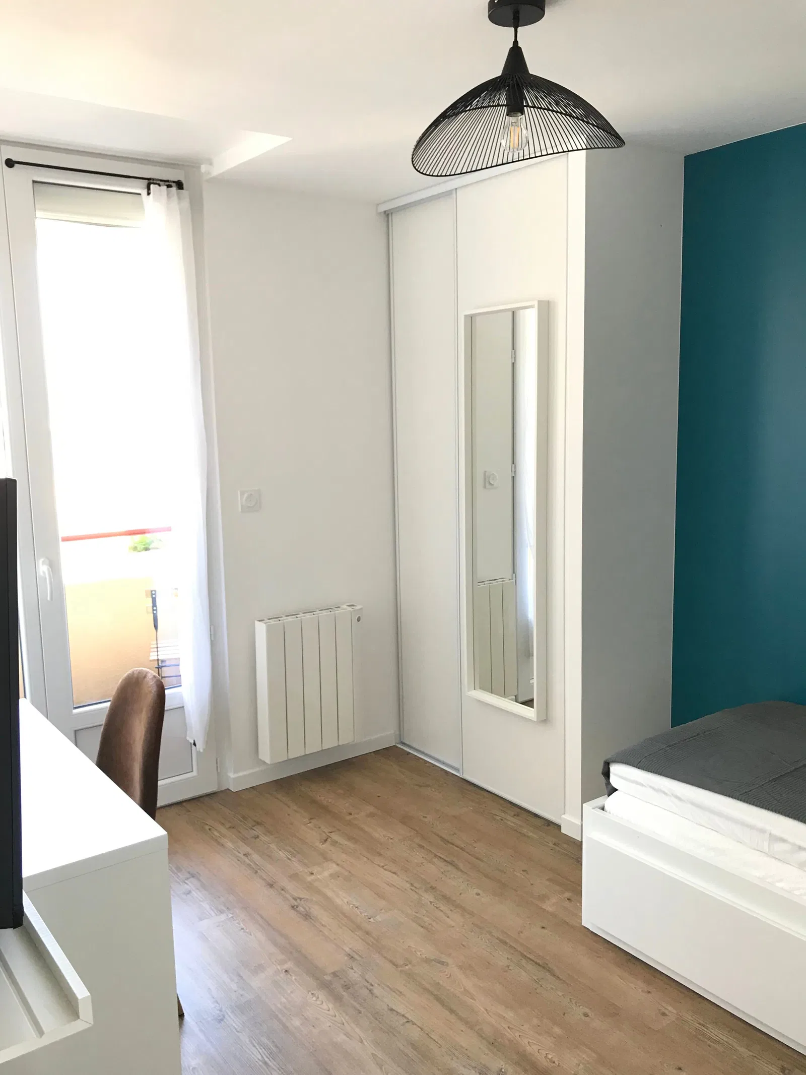 Chambre Rue Robert Caumont à Bordeaux