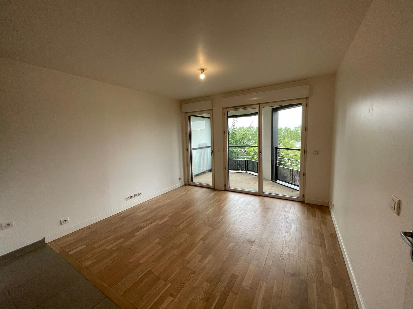 Flat Promenade du Verger in Issy-les-Moulineaux