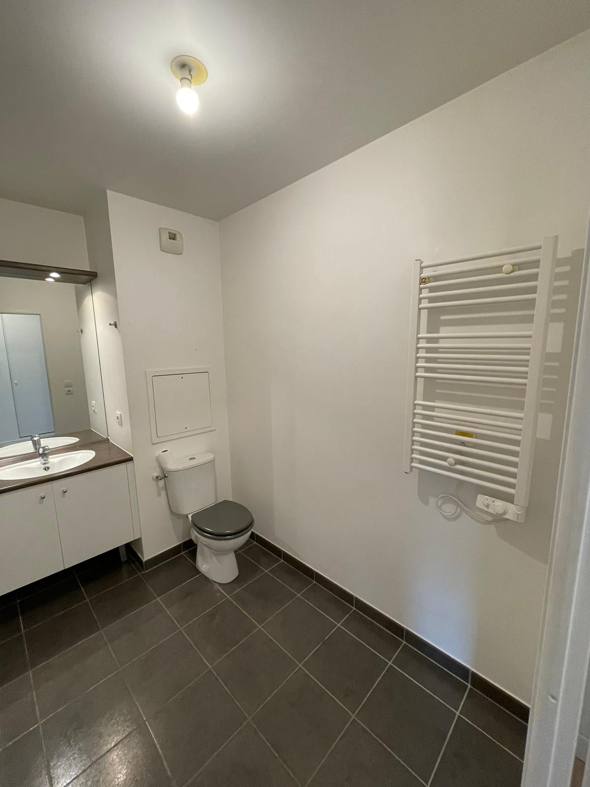 Flat Promenade du Verger in Issy-les-Moulineaux