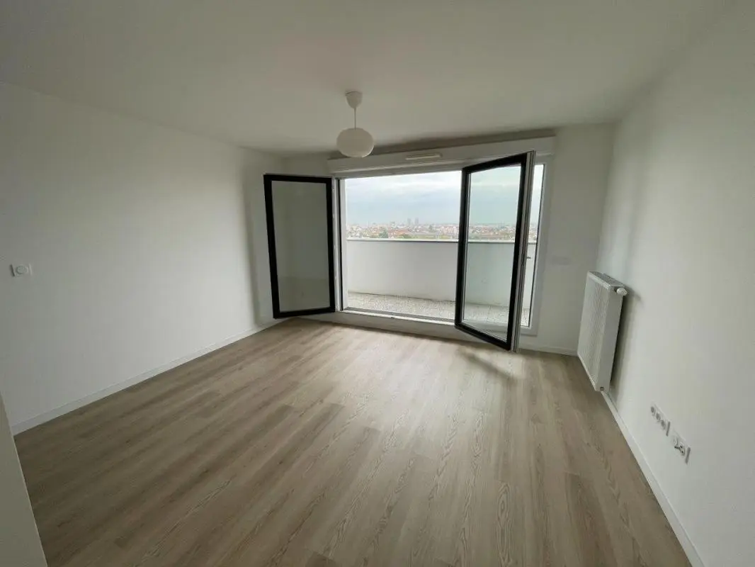 Flat Avenue Paul Vaillant-Couturier in Bobigny