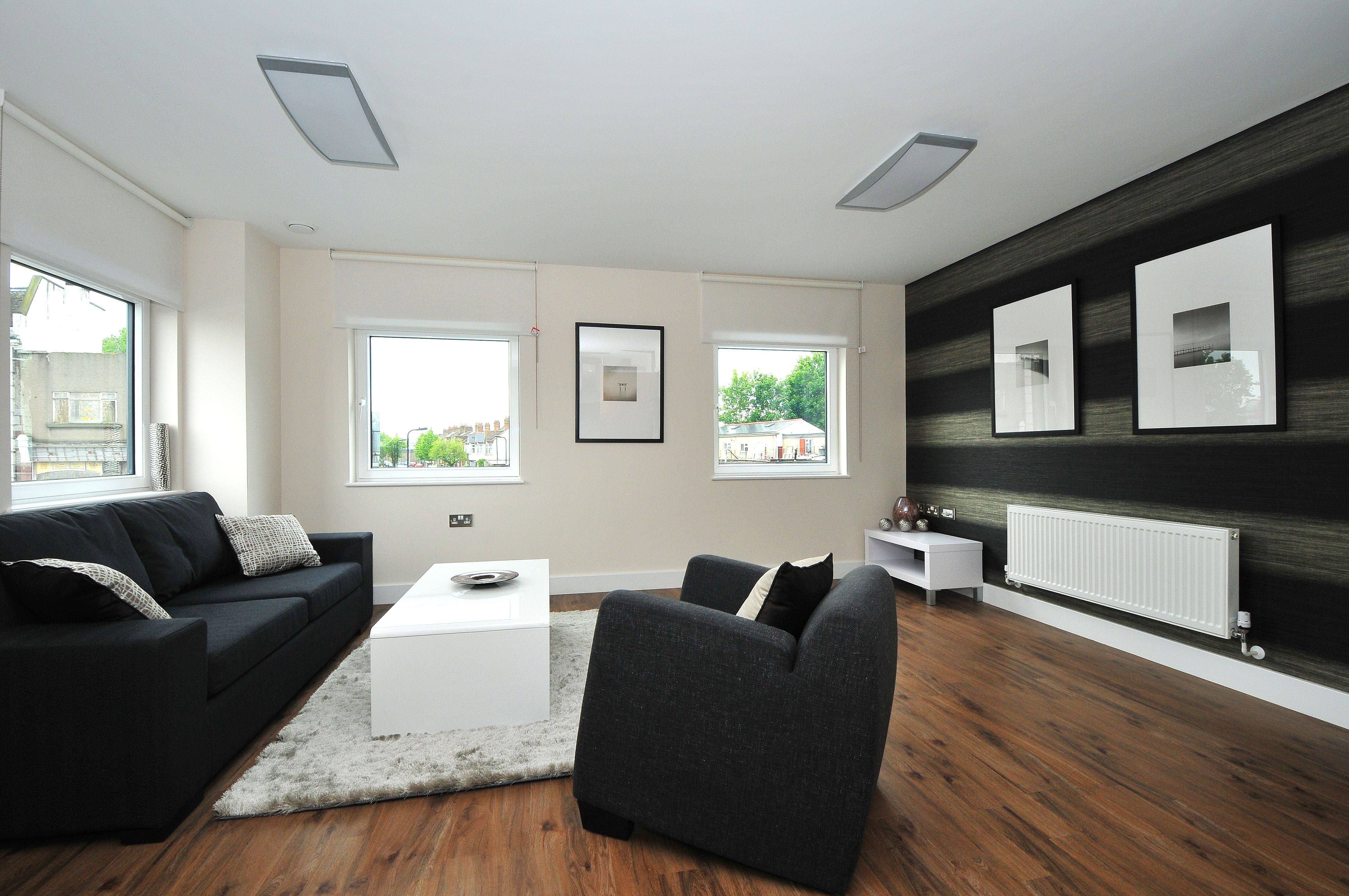 Flat Featherstone Terrace in Greater London