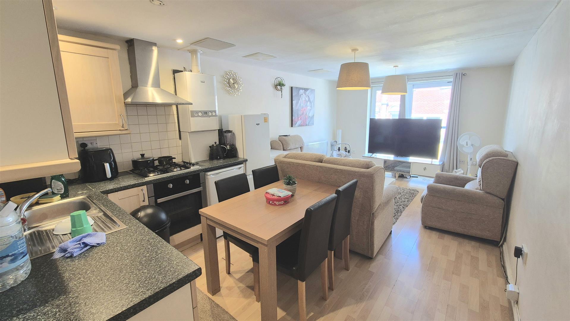 Flat Elm Grove in Portsmouth