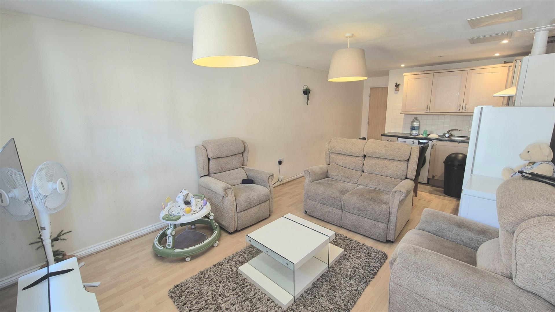 Flat Elm Grove in Portsmouth