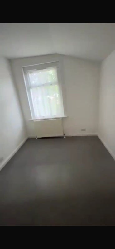 Room Abbots Road in Greater London