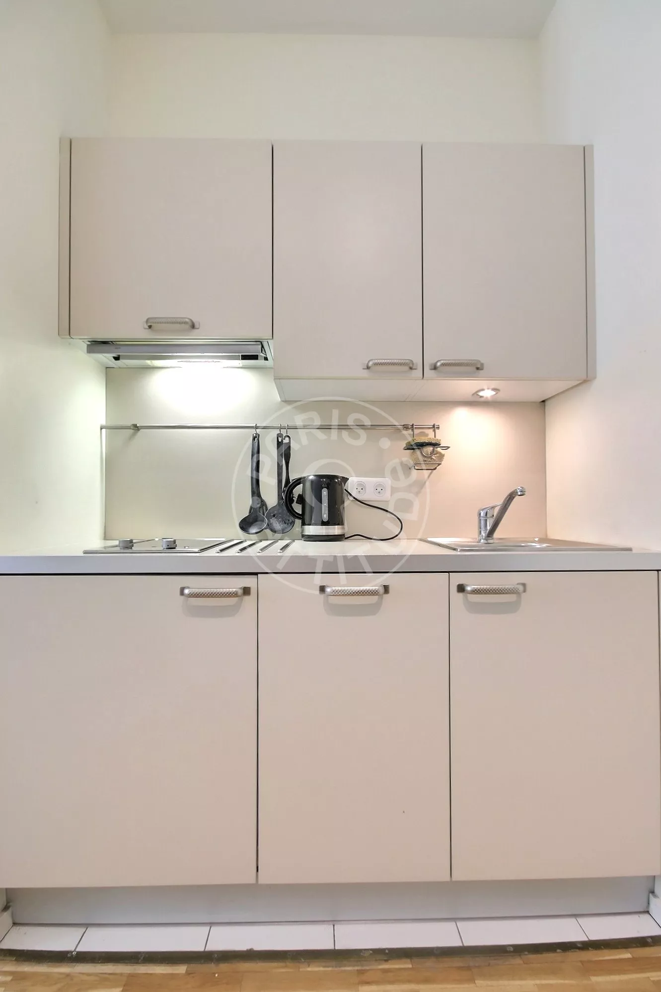 Flat Rue Joubert in Paris