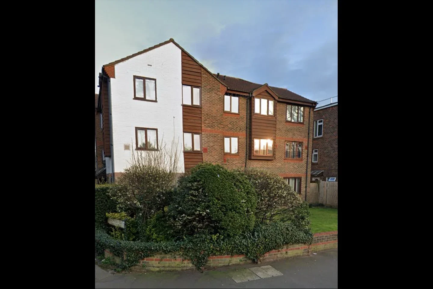Flat Marchside Close in Greater London