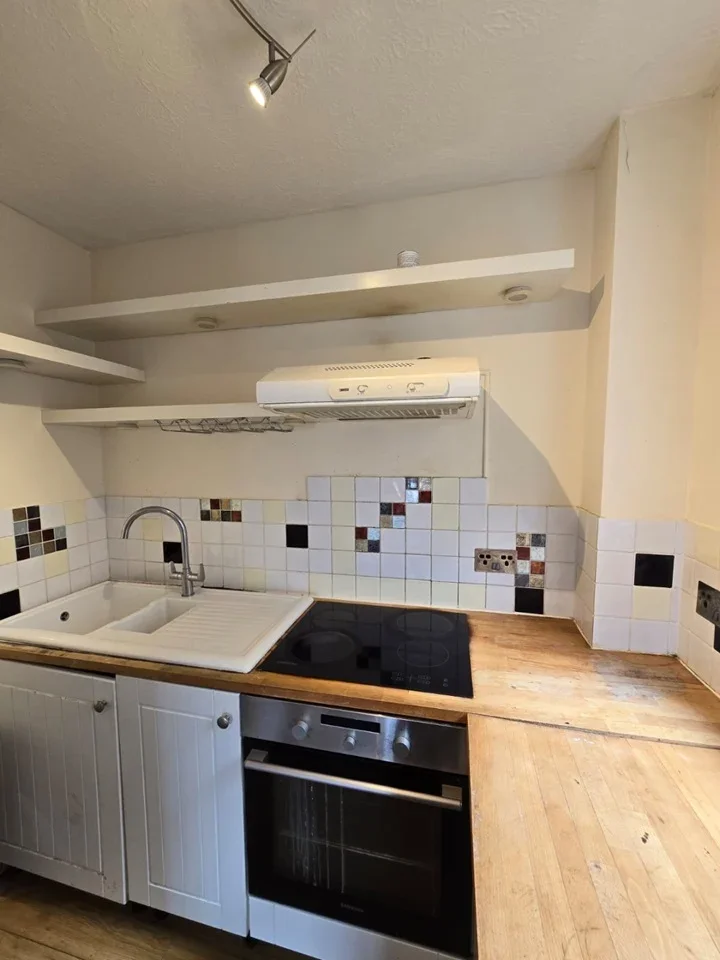 Flat Marchside Close in Greater London