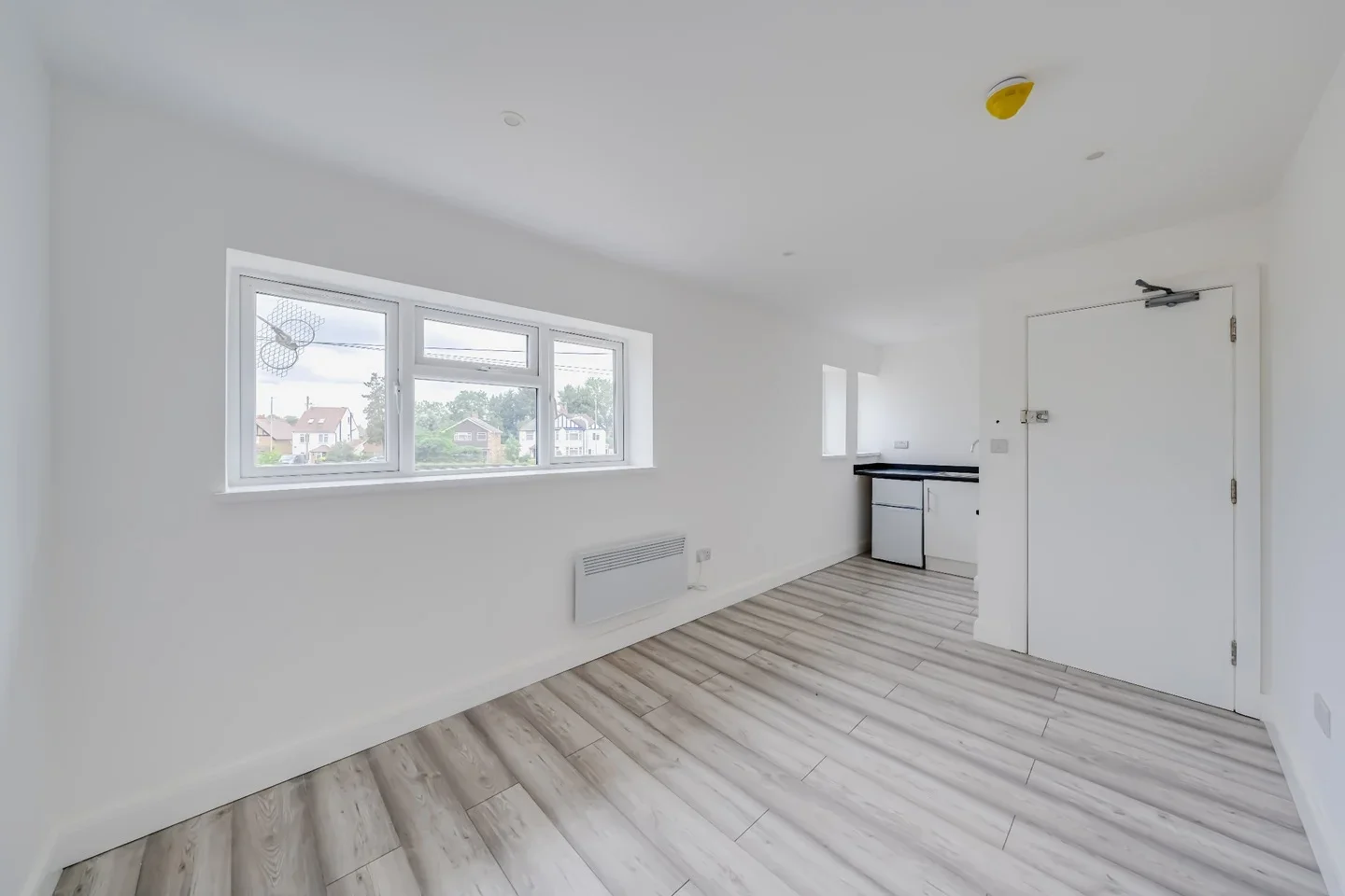 Room Northwood Way in Greater London