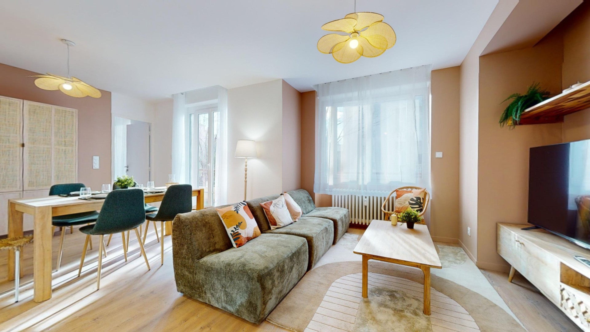 Flat Rue Challemel-Lacour in Lyon