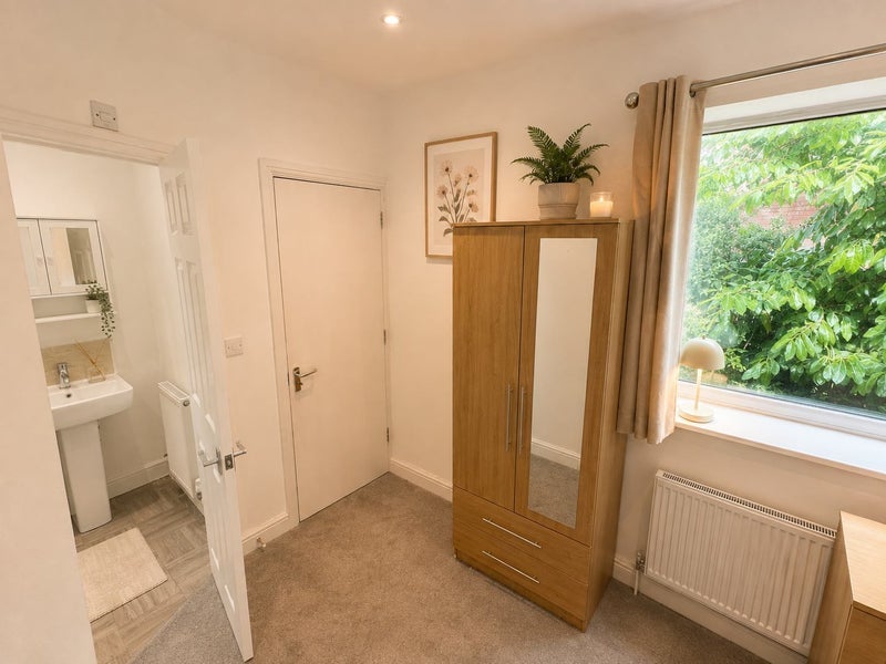 Room Anderton Park Road in Birmingham