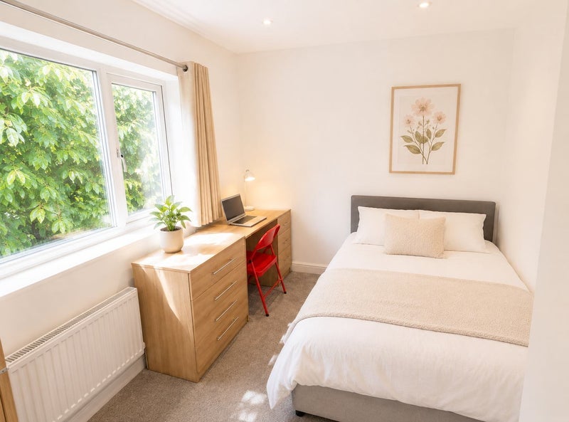 Room Anderton Park Road in Birmingham