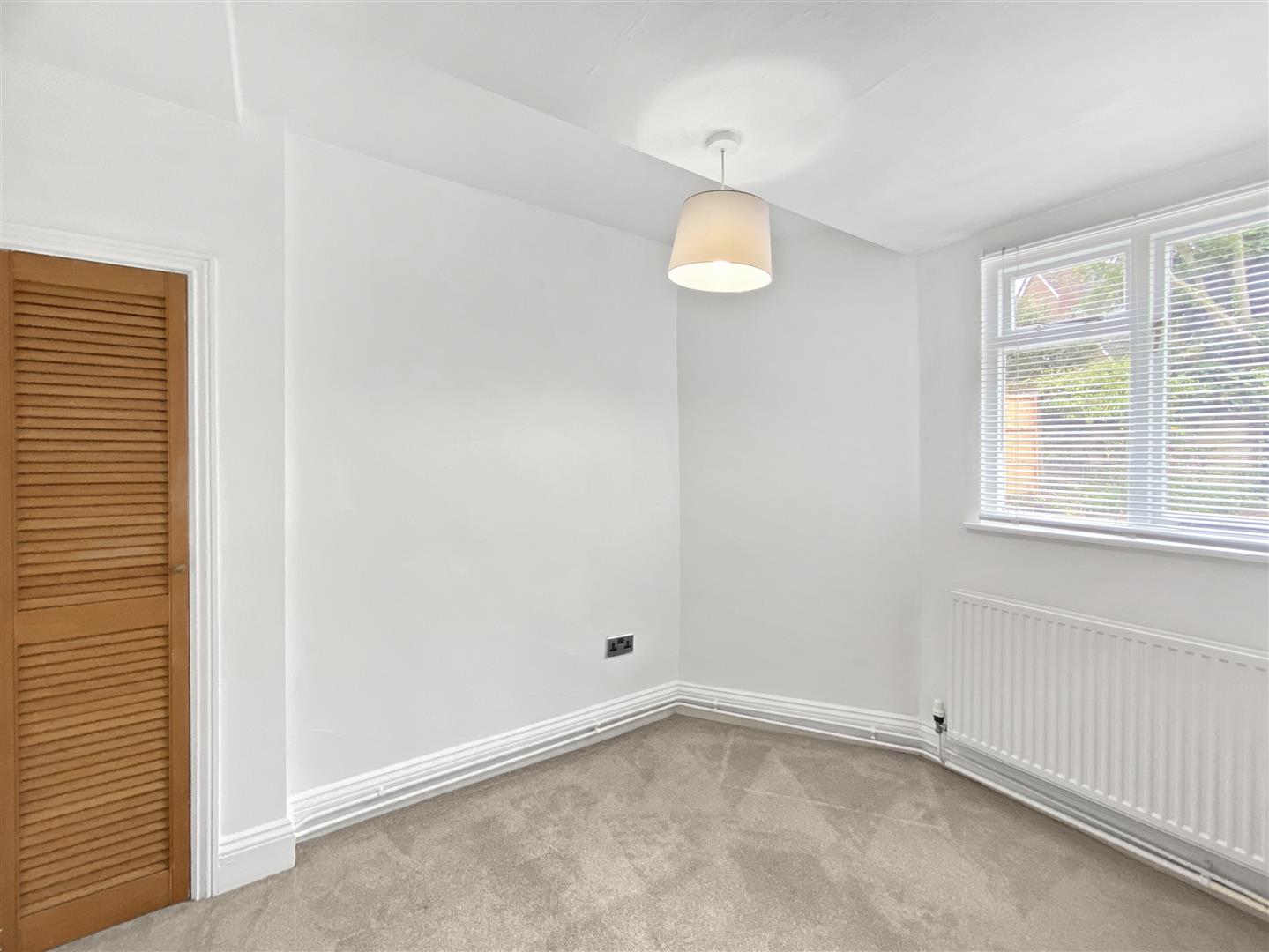 Flat Coggeshall Road in Braintree