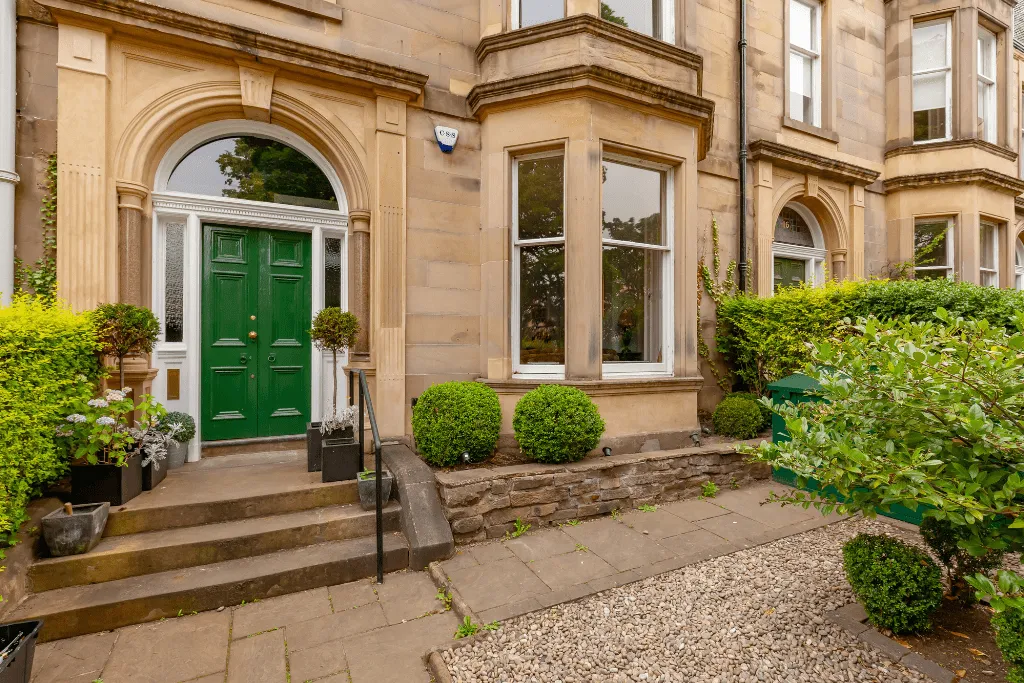 Flat Murrayfield Avenue in City of Edinburgh