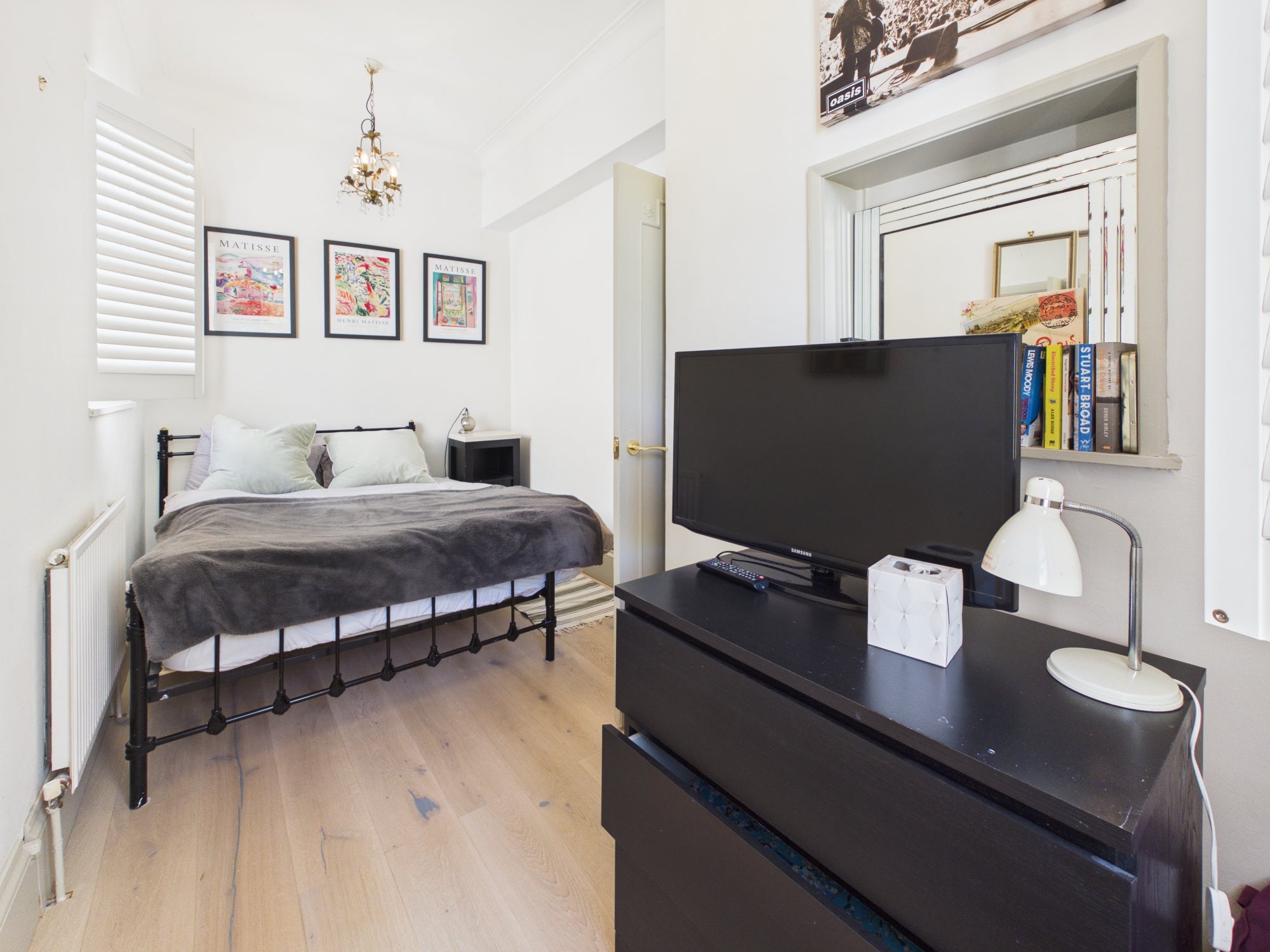 Flat Pittville Lawn in Cheltenham