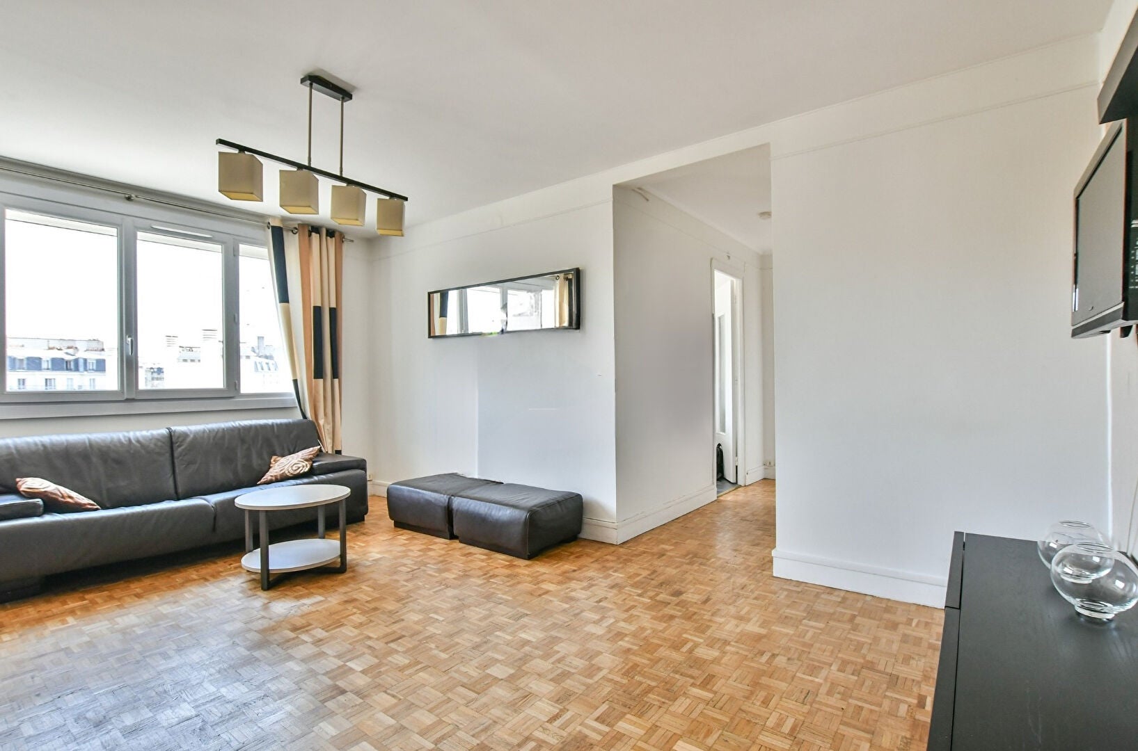 Flat Rue Valentin Haüy in Paris