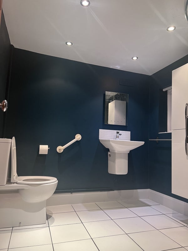 Room Bath Street in Stoke-on-Trent