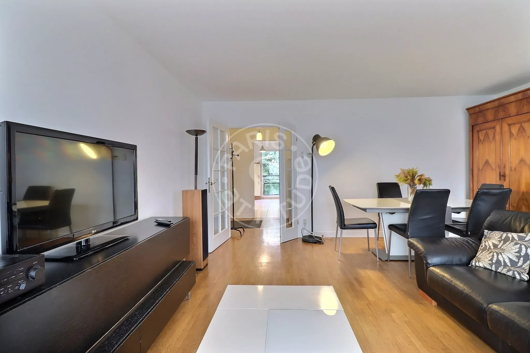 Appartement Rue de la Folie-Méricourt à Paris