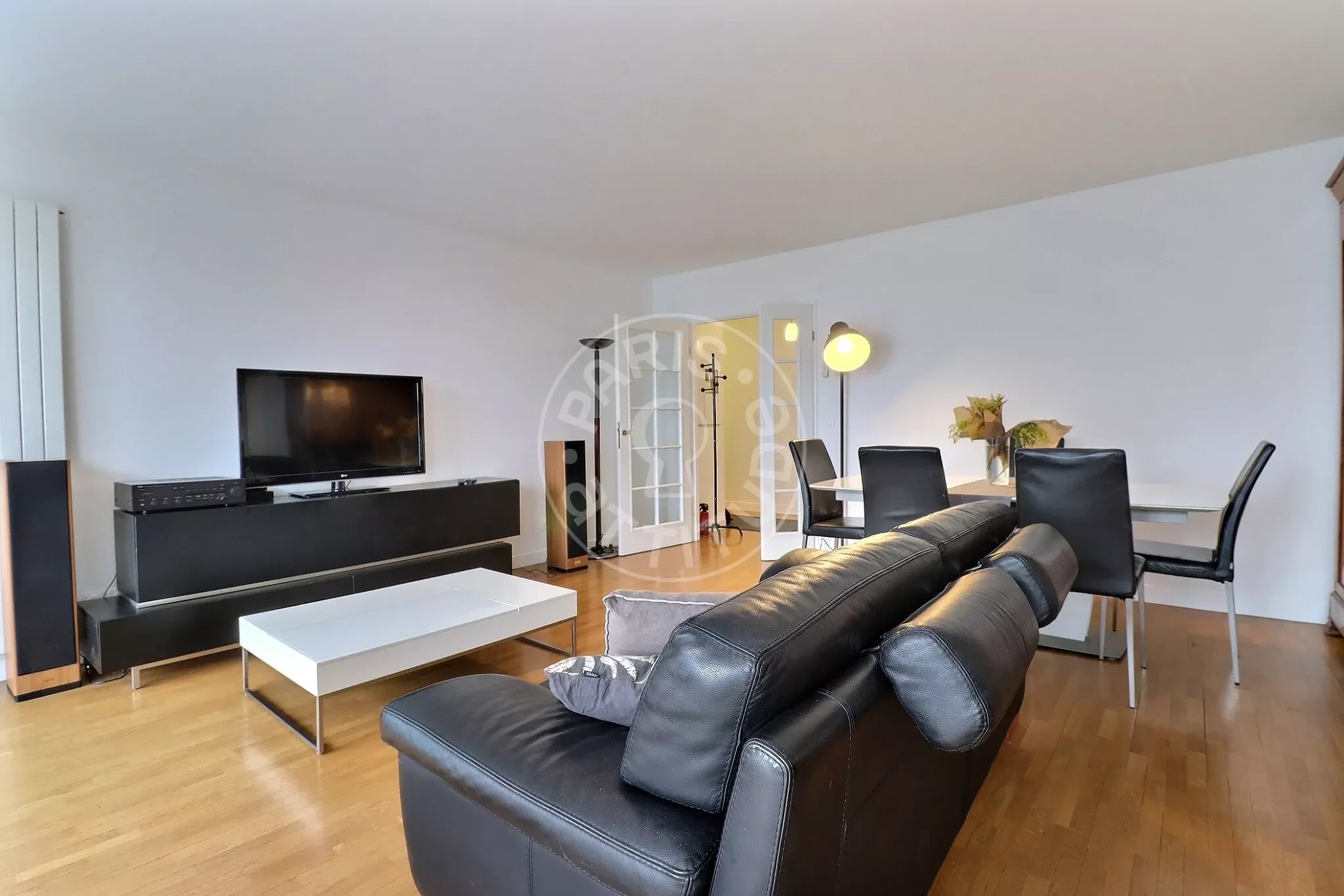 Appartement Rue de la Folie-Méricourt à Paris