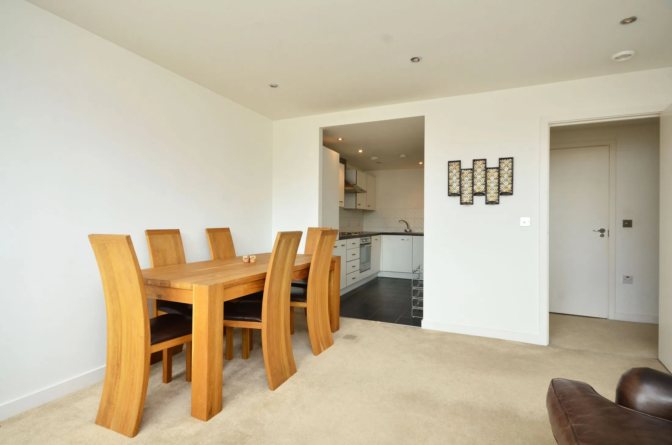 Flat Trinity Road in Greater London