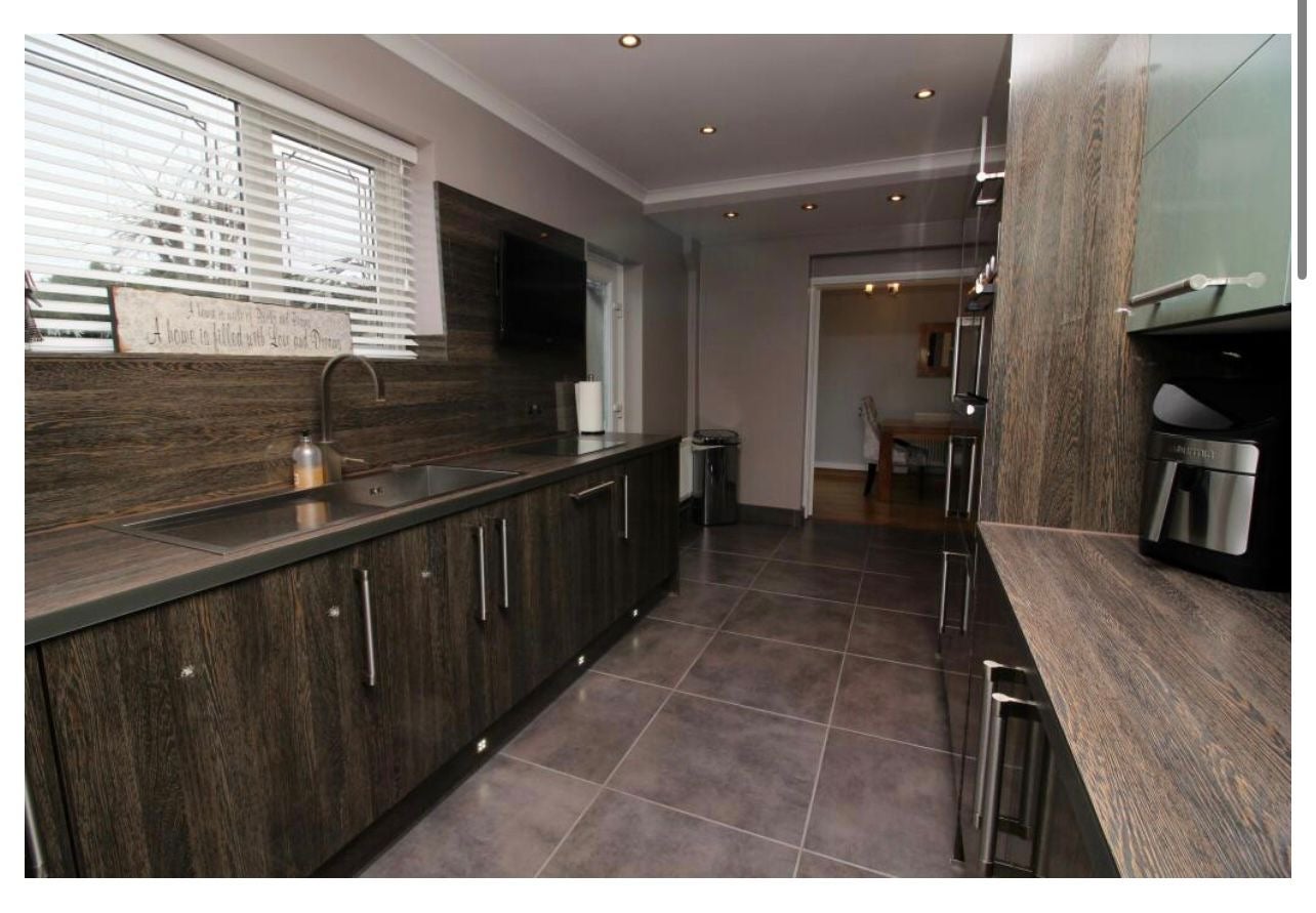 House Ockendon Road in Greater London