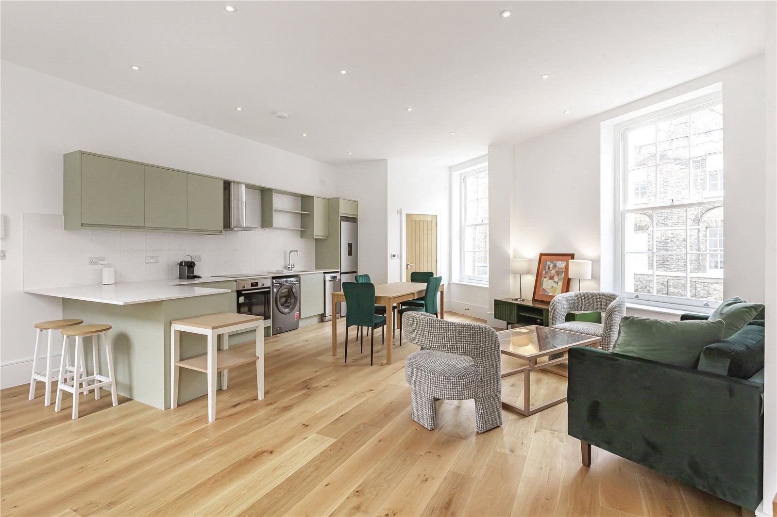 Flat St. John Street in Greater London