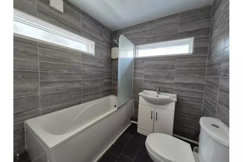 Flat Alma Road in Thanet