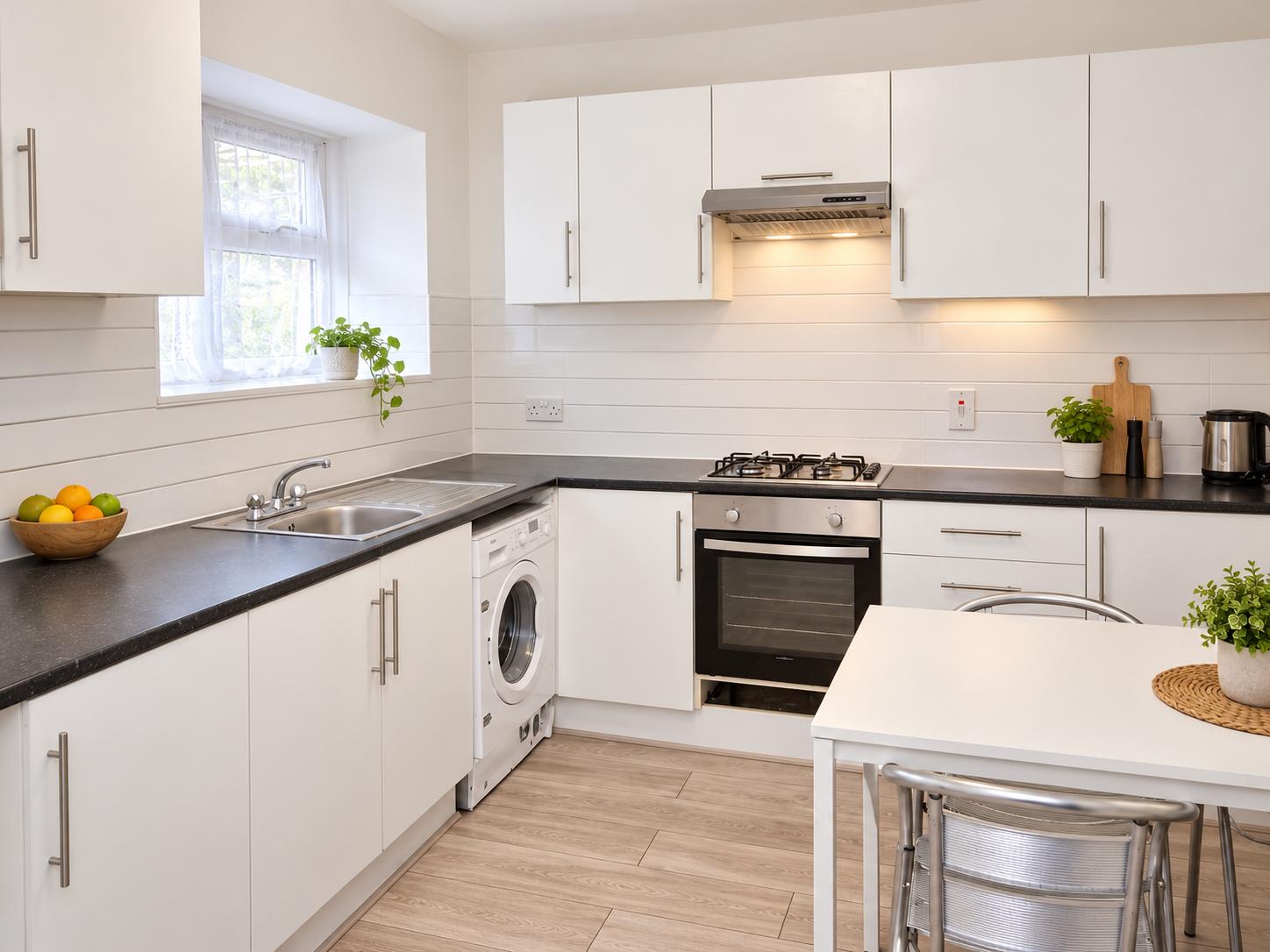 Room Beccles Street in Greater London