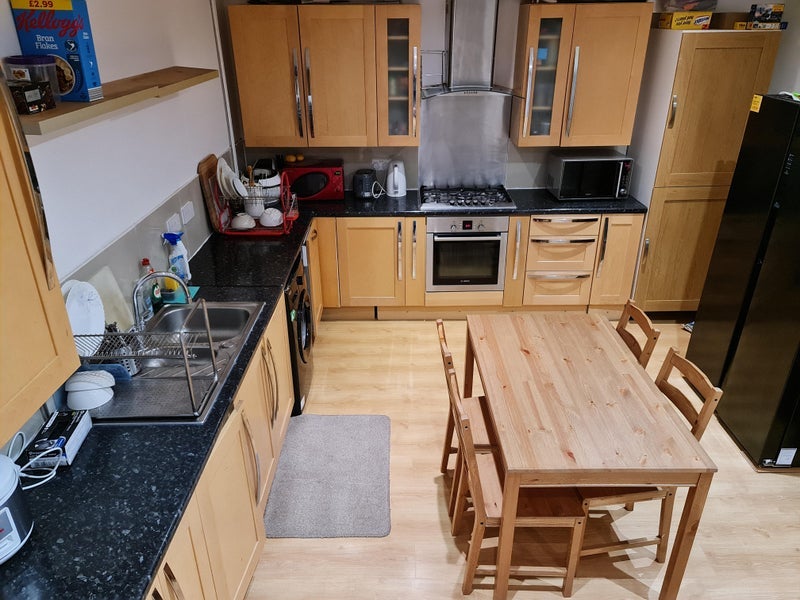 Room Jupp Road in Greater London