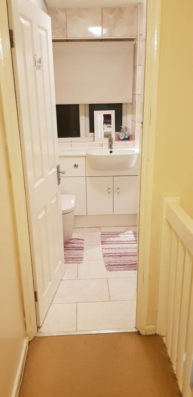 Room Jupp Road in Greater London