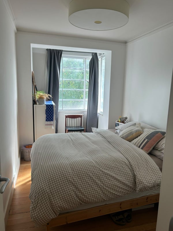 Room Nightingale Lane in Greater London