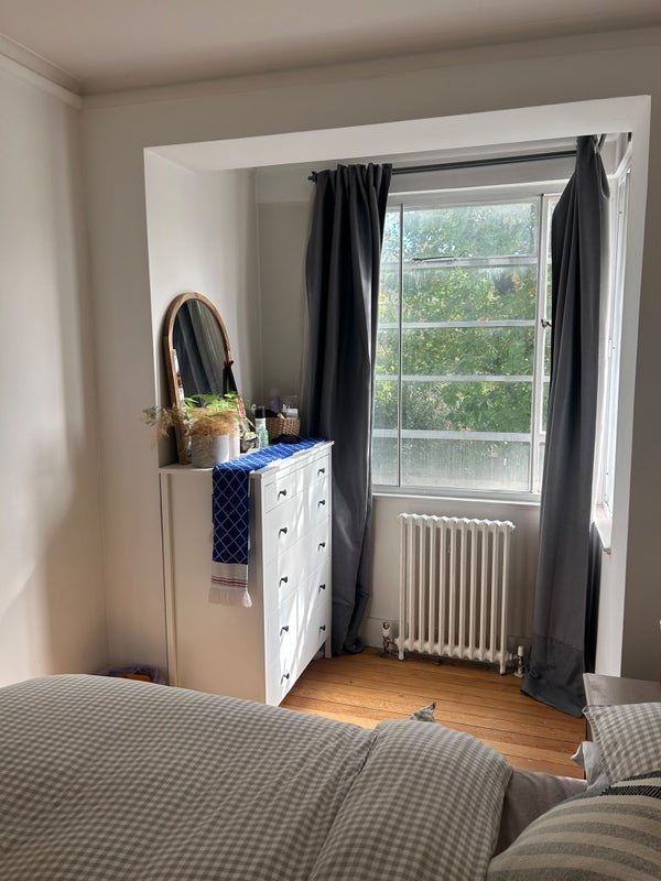 Room Nightingale Lane in Greater London