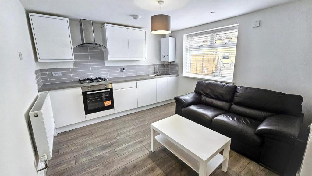 Flat Margam Road in Cardiff