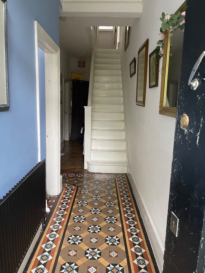 Room Eaton Park Road in Greater London