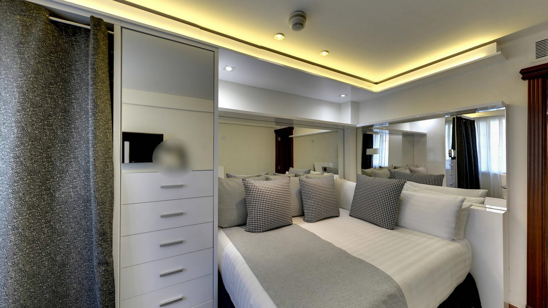 Flat Albany Street in Greater London