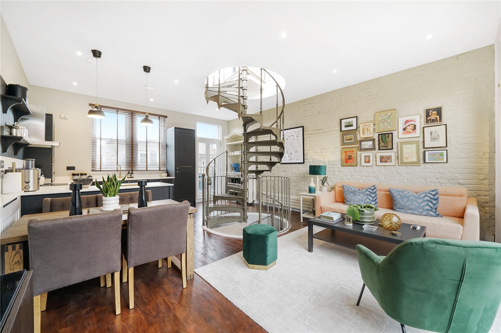 Flat Foley Street in City of Westminster