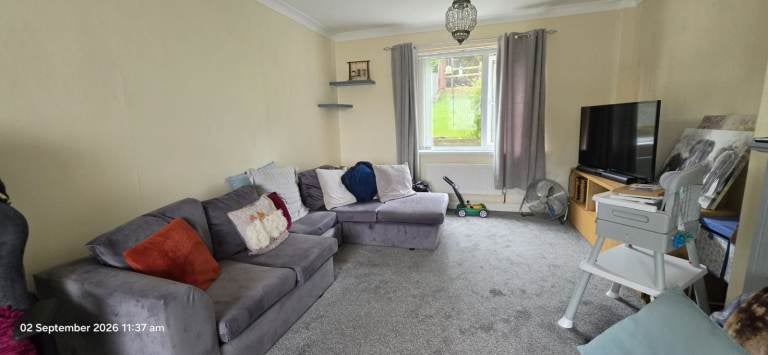 Flat Westroyd Terrace in Bradford