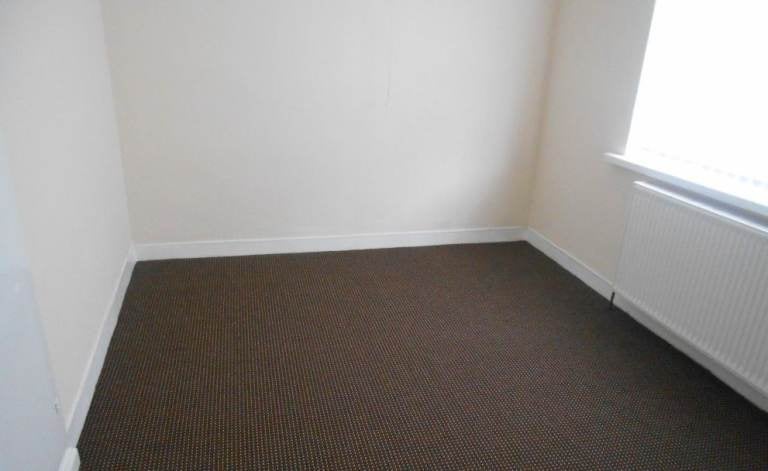 Flat Westroyd Terrace in Bradford