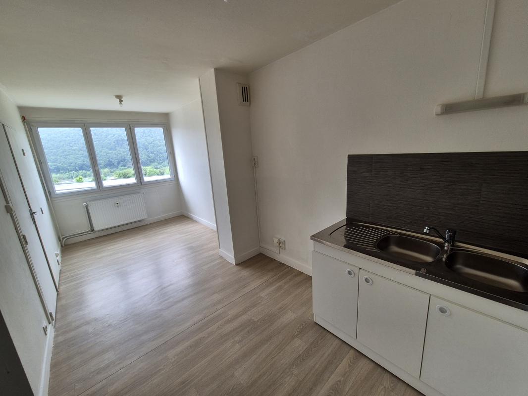 Flat Rue de l'Avenir in Bogny-sur-Meuse