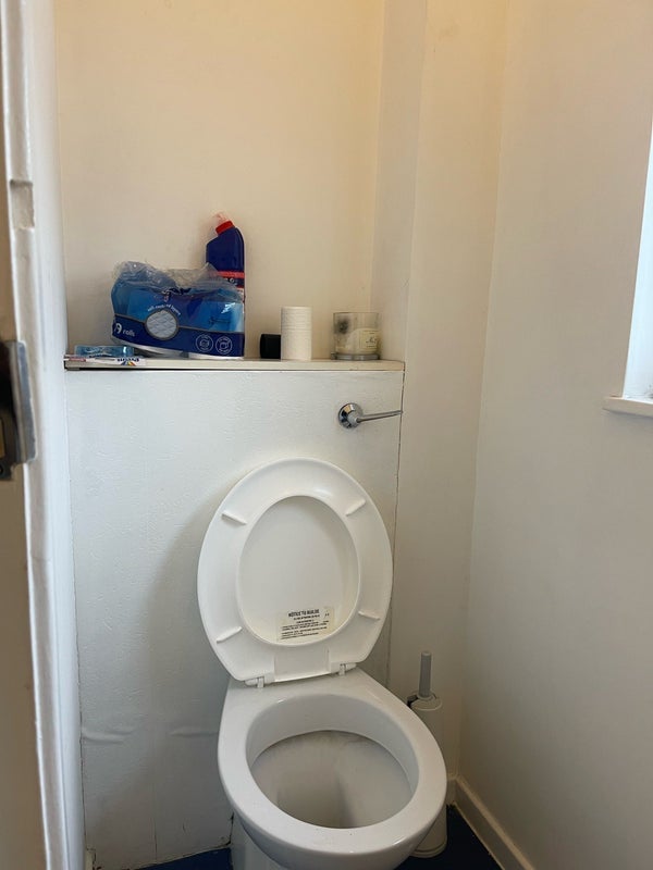 Room Connaught Gardens in Greater London