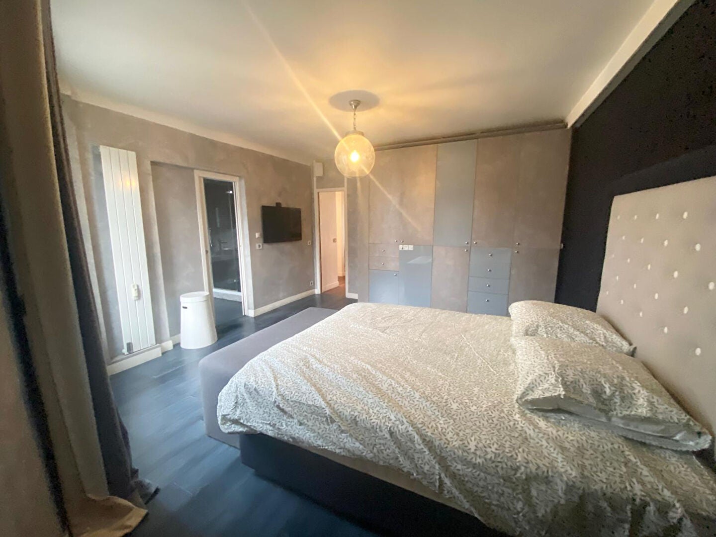 Flat Allée des Dames in Paris