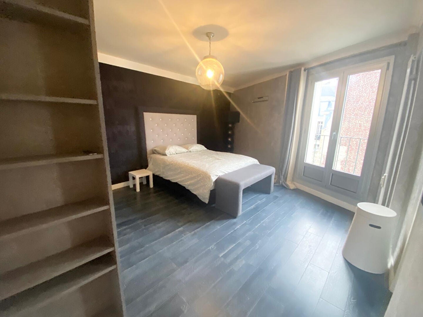 Flat Allée des Dames in Paris