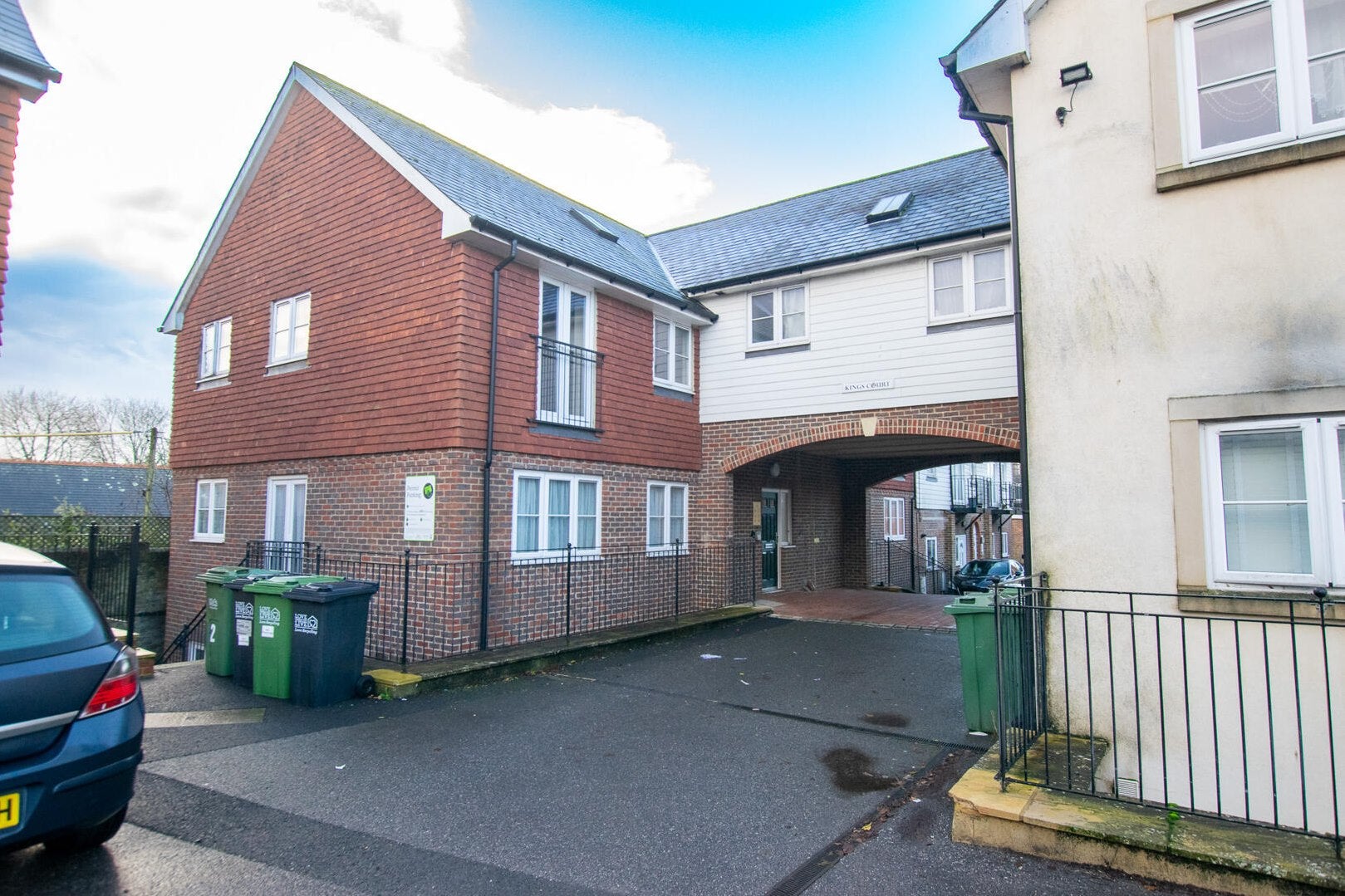 Flat Hempstead Road in Wealden