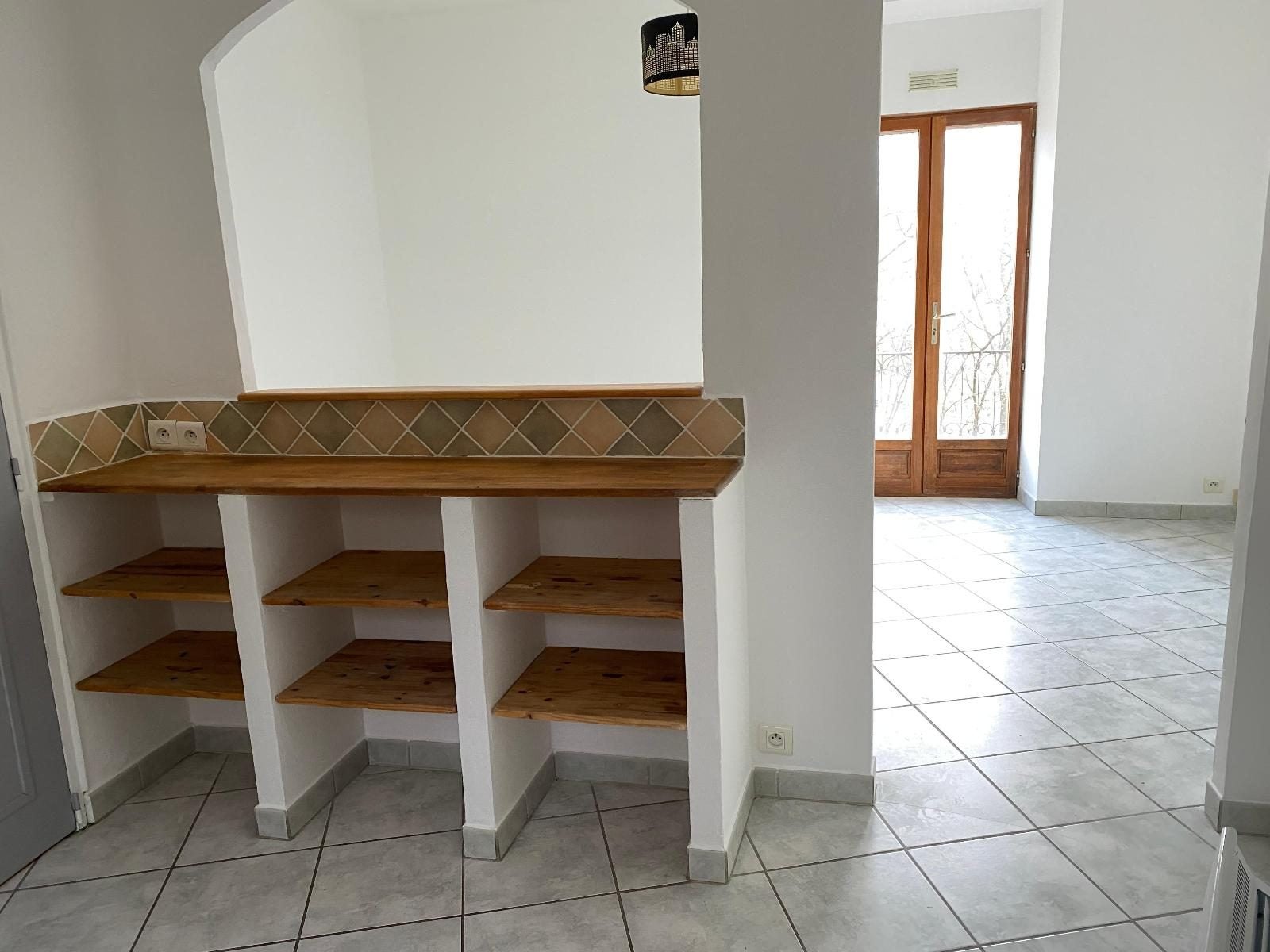 Appartement Route des Hameaux à Labégude